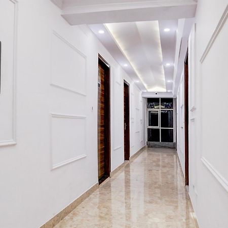 Townhouse Hotel Grand Emporio By Sbg Near Vaishali Metro Station Ghaziabad Exterior foto